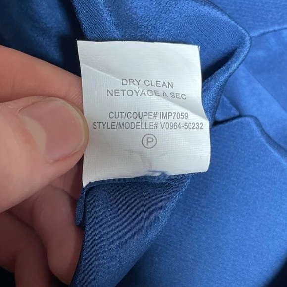 Vince 100% Silk Blue V-Neck Wide Sleeve Mini Length Dress EUC Size Small - Picture 8 of 9